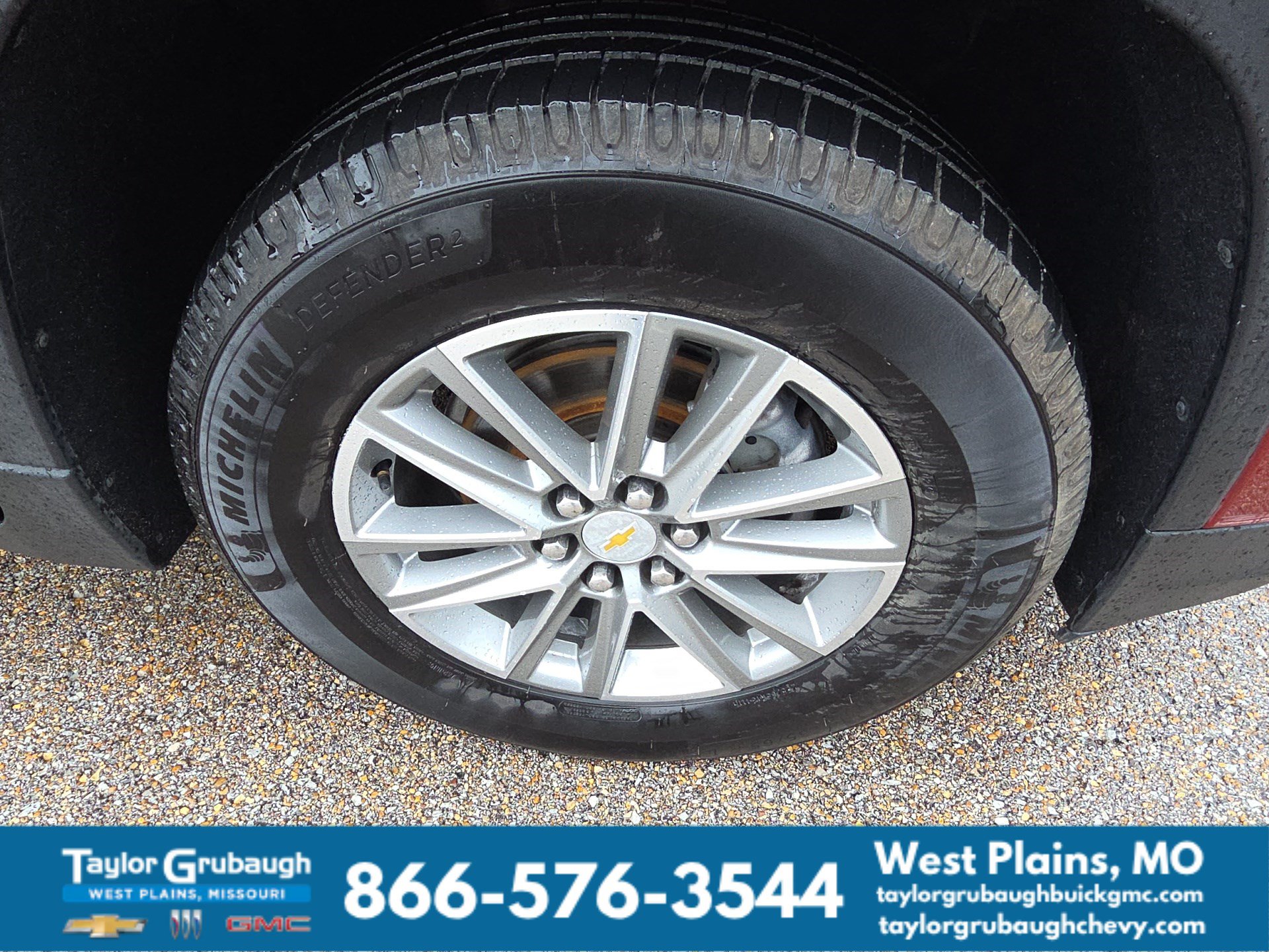 Used 2023 Chevrolet Traverse LT FWD image 10