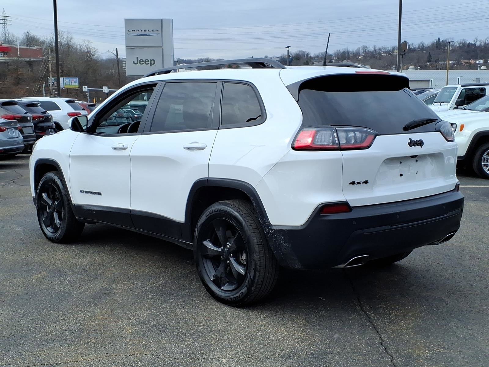 Certified 2020 Jeep Cherokee Latitude Plus image 3