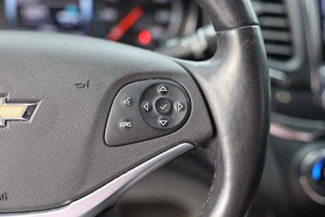 Used 2015 Chevrolet Impala LTZ FWD image 19
