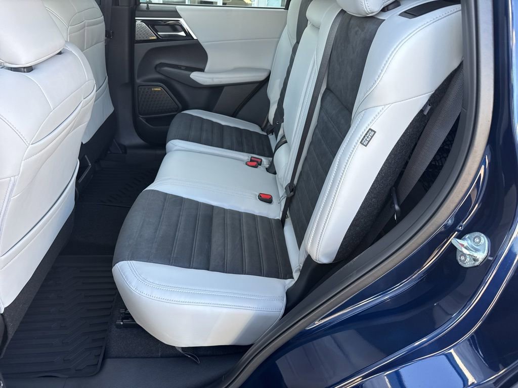 New 2026 Mitsubishi Outlander SE FWD image 25