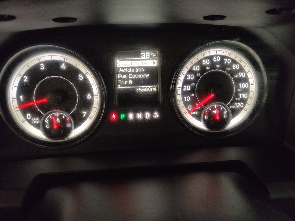 Used 2014 RAM 1500 ST RWD image 23