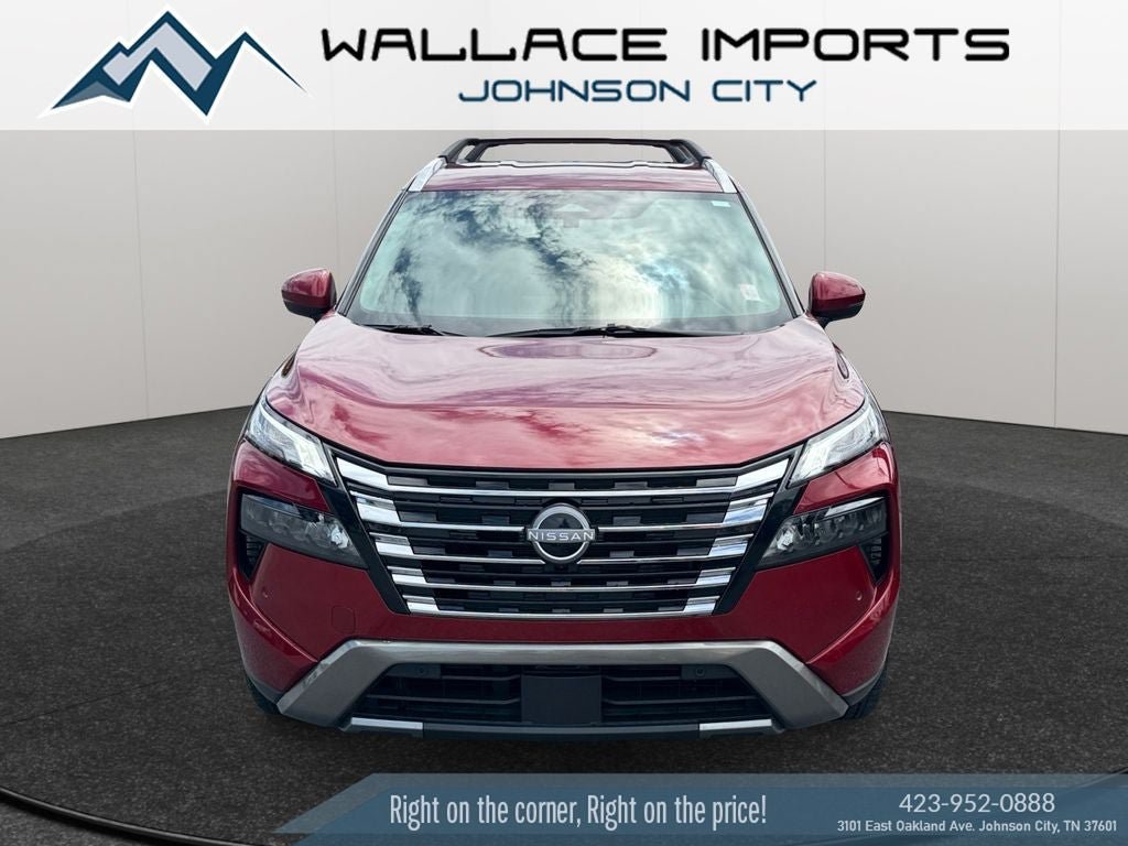 Used 2025 Nissan Rogue SL AWD/4WD image 8