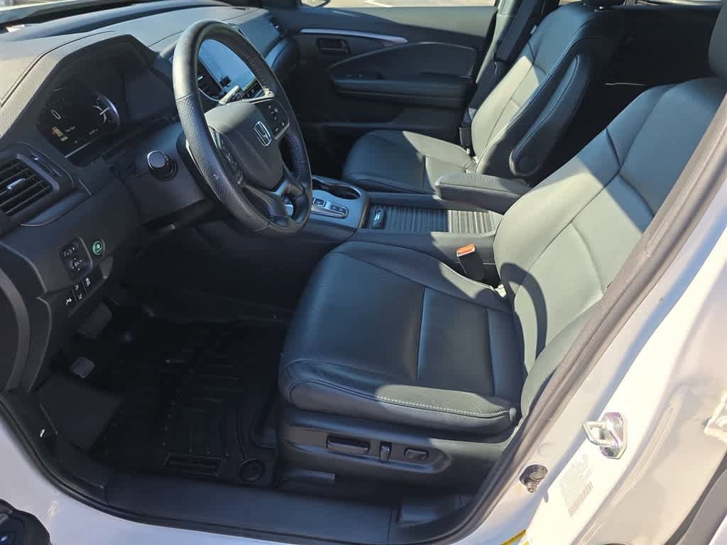 Certified 2023 Honda Passport EX-L image 15
