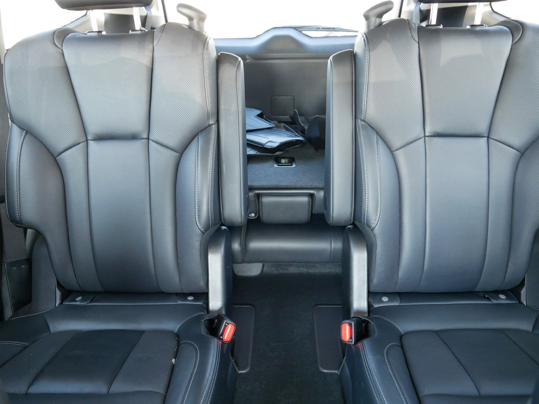 Used 2023 Subaru Ascent Limited w/ Technology Package image 13