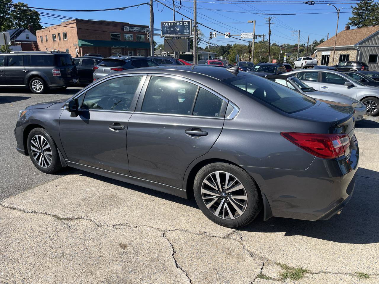 Used 2019 Subaru Legacy 2.5i Premium AWD/4WD image 10