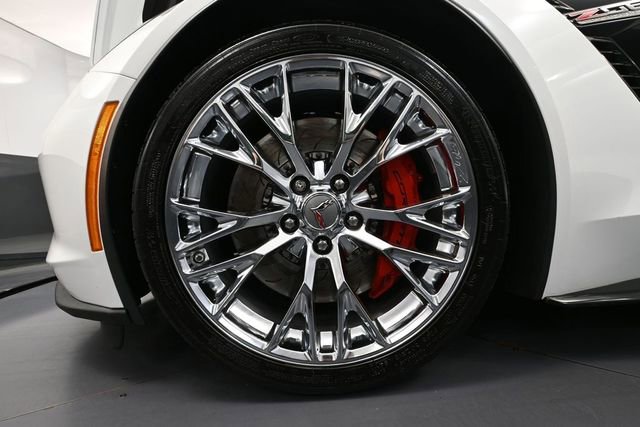 Used 2018 Chevrolet Corvette Z06 RWD image 18