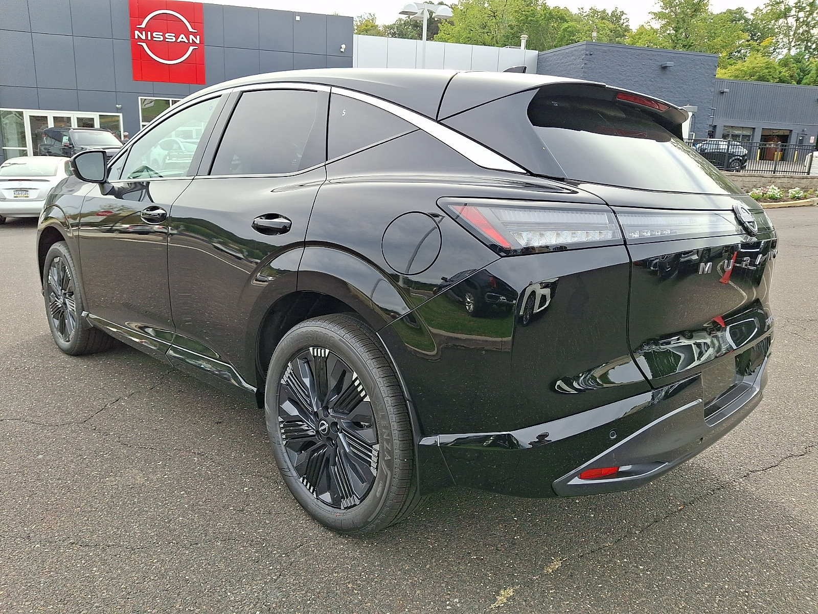 New 2027 Nissan Murano Platinum AWD/4WD image 3