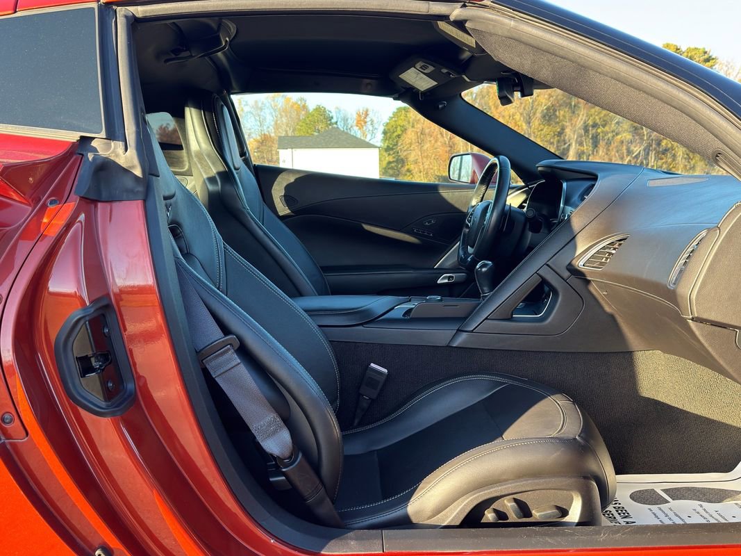 Used 2016 Chevrolet Corvette Stingray Coupe w/ 2LT Preferred Equipment Group image 21