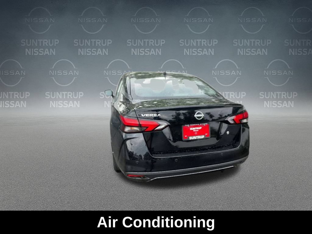 Used 2025 Nissan Versa S w/ S Plus Package FWD image 9