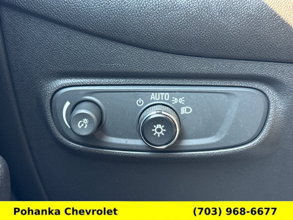 Certified 2022 Chevrolet Equinox RS w/ RS Leather Package AWD/4WD image 18