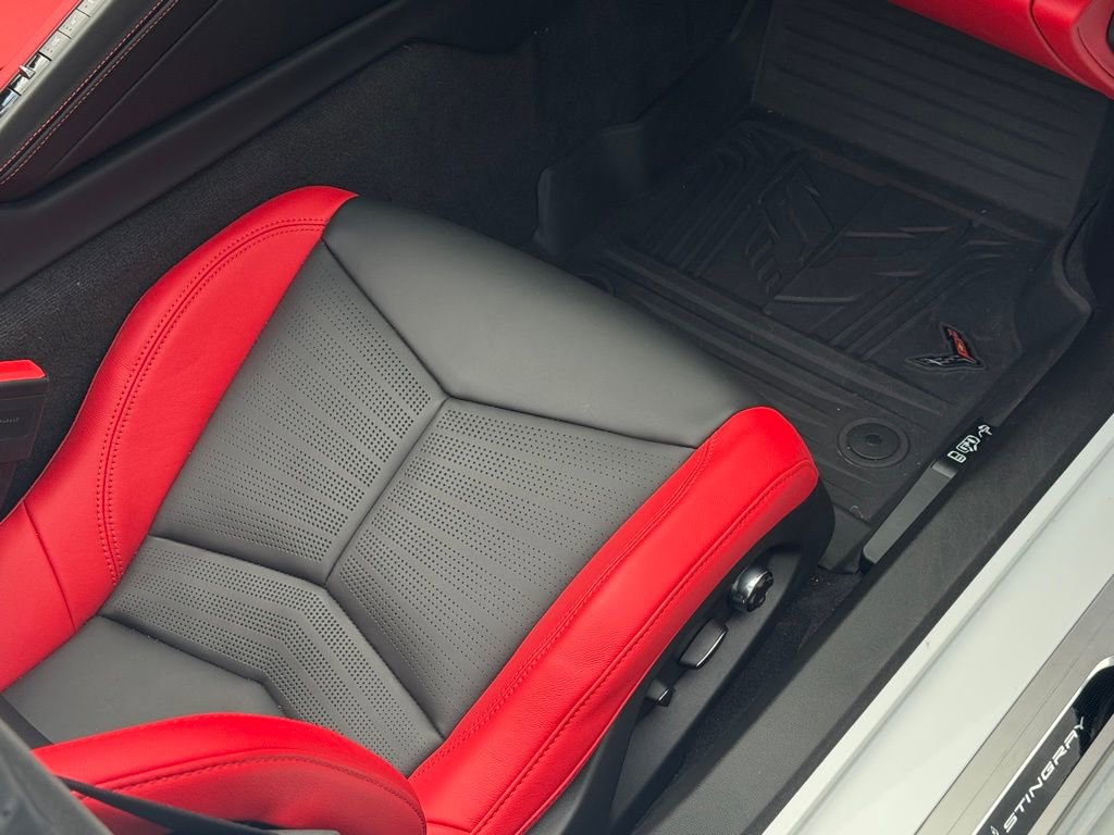 Used 2023 Chevrolet Corvette Stingray w/ Z51 Performance Package image 52