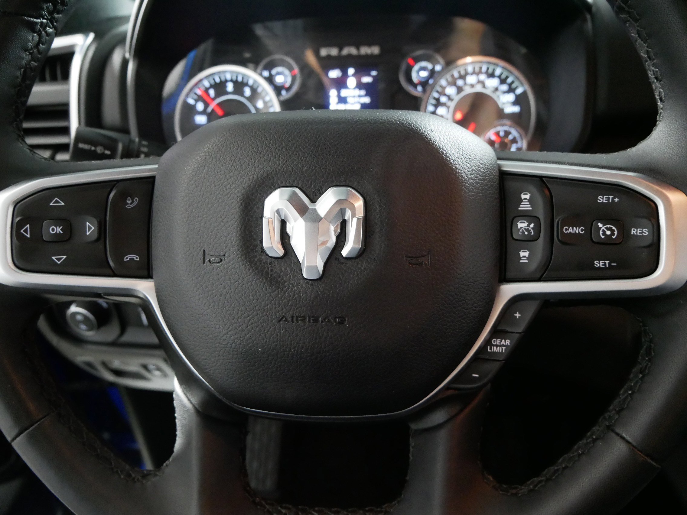 Used 2025 RAM 1500 Big Horn image 25