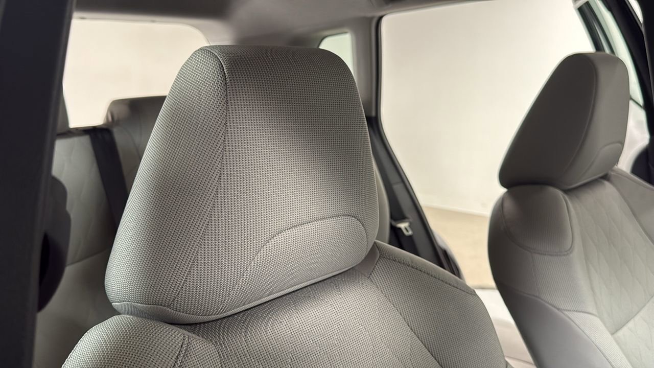 New 2026 Toyota Corolla Cross L image 19