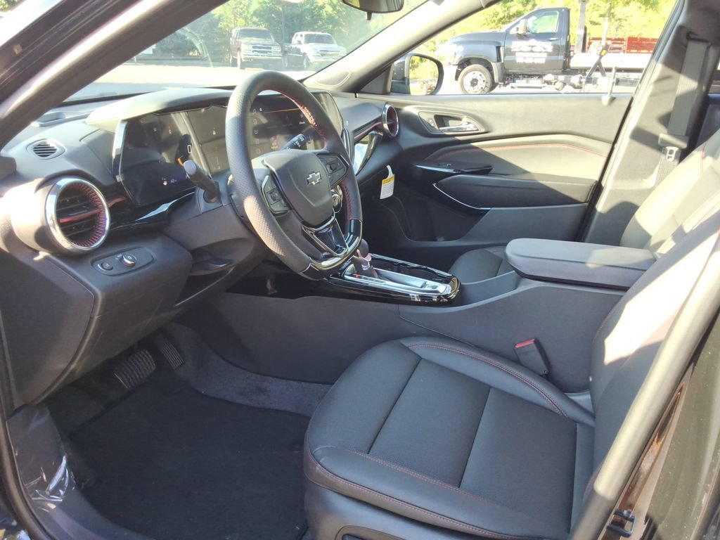 New 2026 Chevrolet Trax RS w/ Sunroof Package FWD image 20