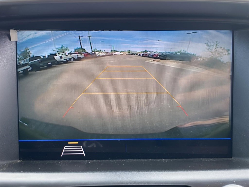 Used 2022 Chevrolet Colorado LT w/ LT Convenience Package image 12