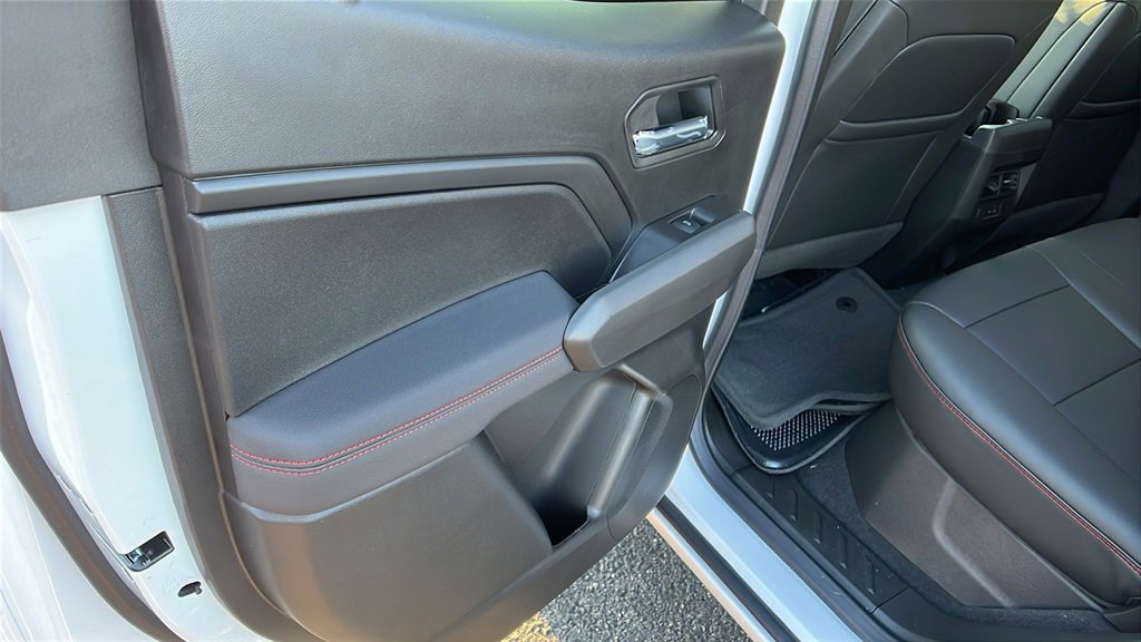 New 2026 Chevrolet Colorado Z71 w/ Z71 Convenience Package 2 image 16