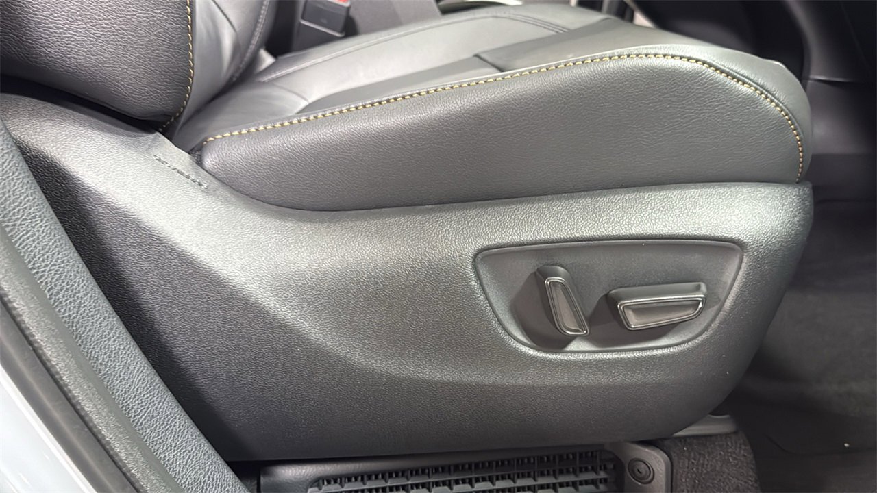 New 2026 Toyota Sienna XLE Woodland Edition image 21