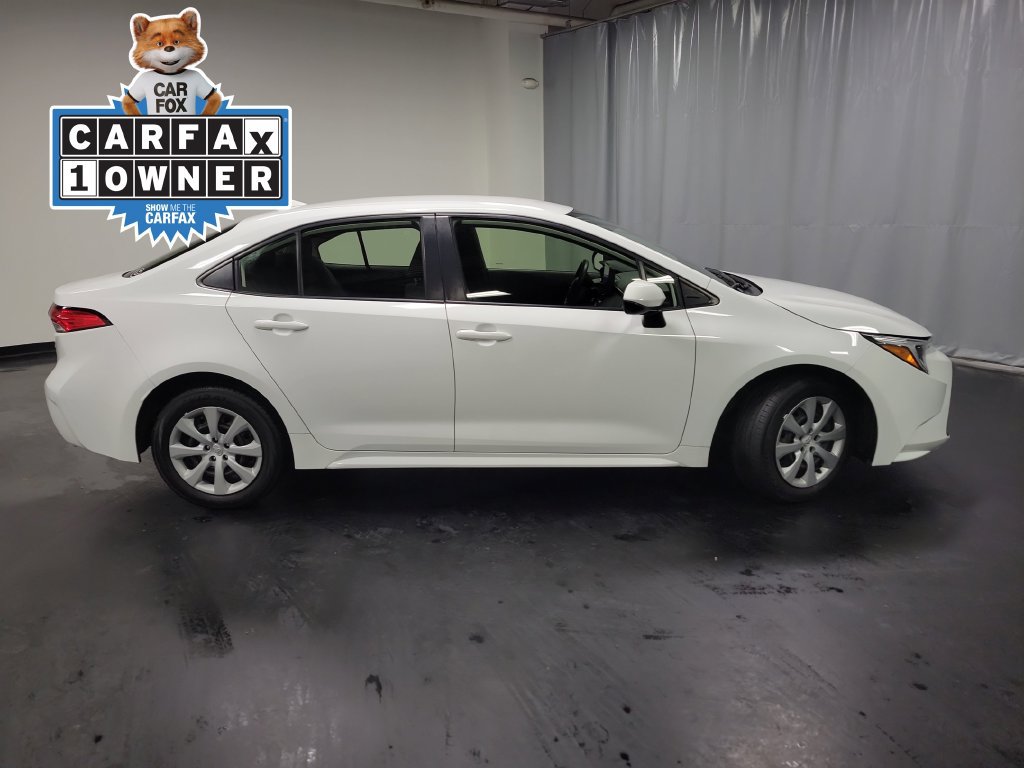 Used 2024 Toyota Corolla LE FWD image 9