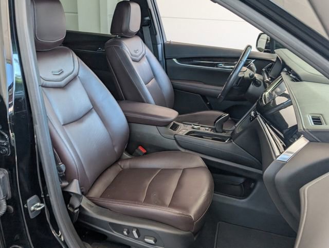 Used 2020 Cadillac XT6 Premium Luxury image 17