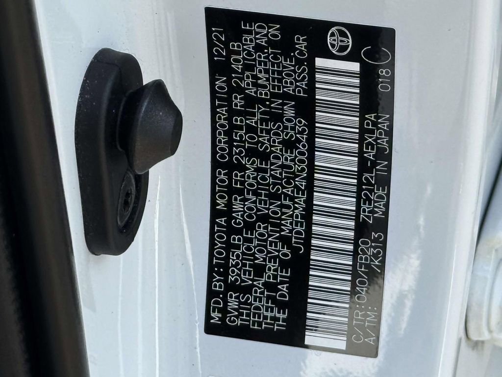 Used 2022 Toyota Corolla LE FWD image 29