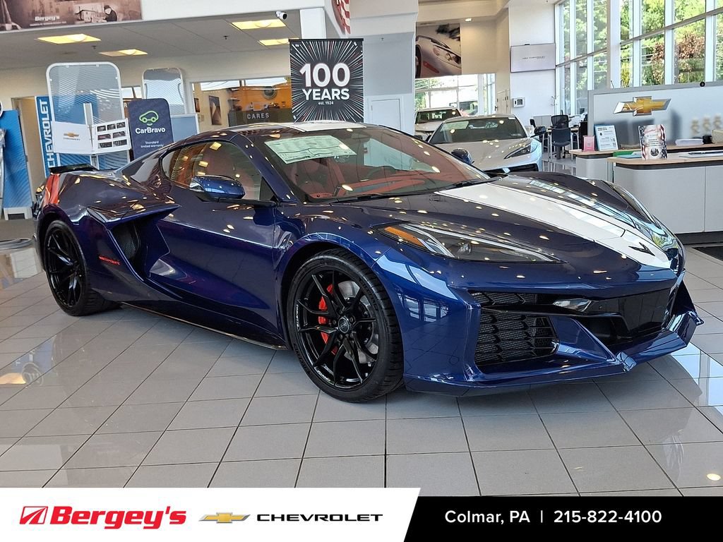 New 2027 Chevrolet Corvette Grand Sport w/ Z52 Sport Performance Package RWD image 2