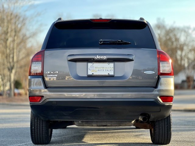 Used 2016 Jeep Compass Latitude image 6