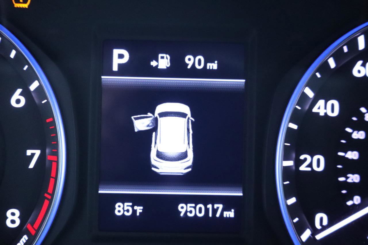 Used 2018 Hyundai Kona SEL FWD image 24