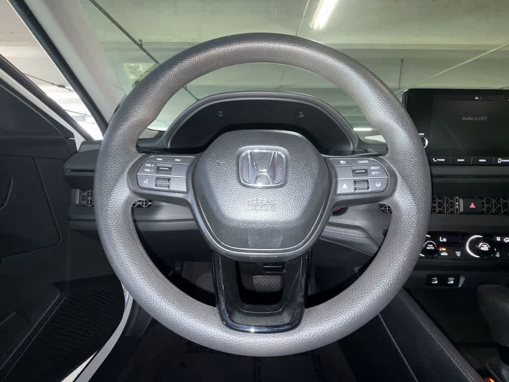 Used 2025 Honda Accord LX image 15