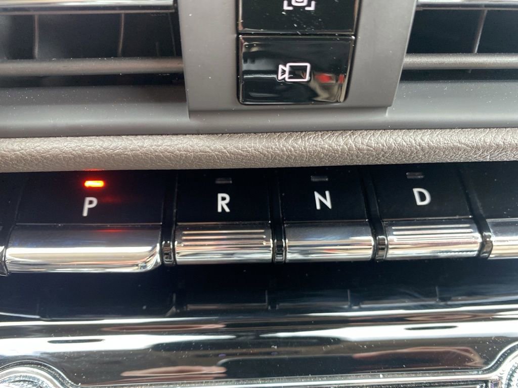 Used 2022 Lincoln Corsair Reserve w/ Elements Package image 20