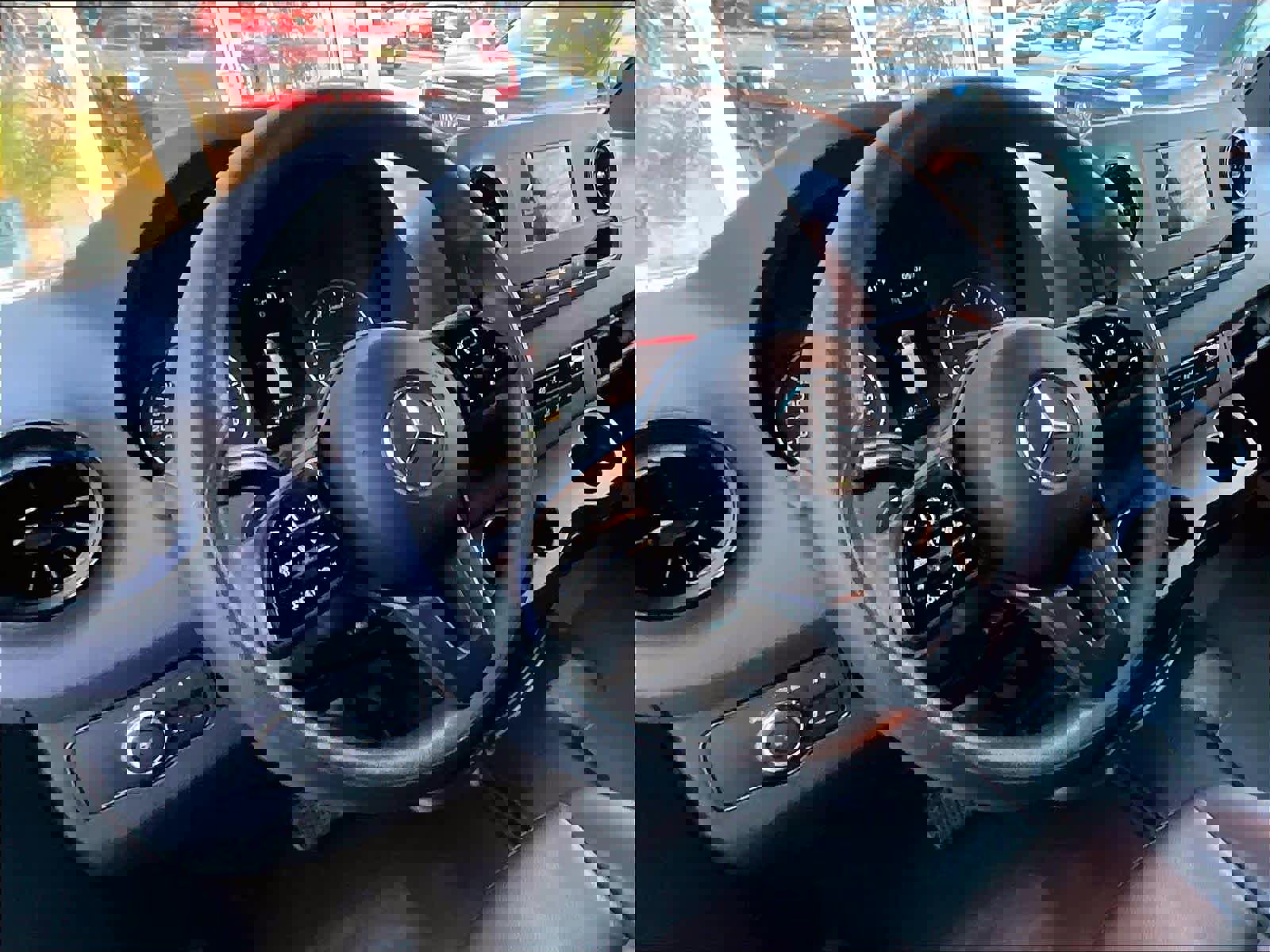 Used 2024 Mercedes-Benz Sprinter 2500 image 17