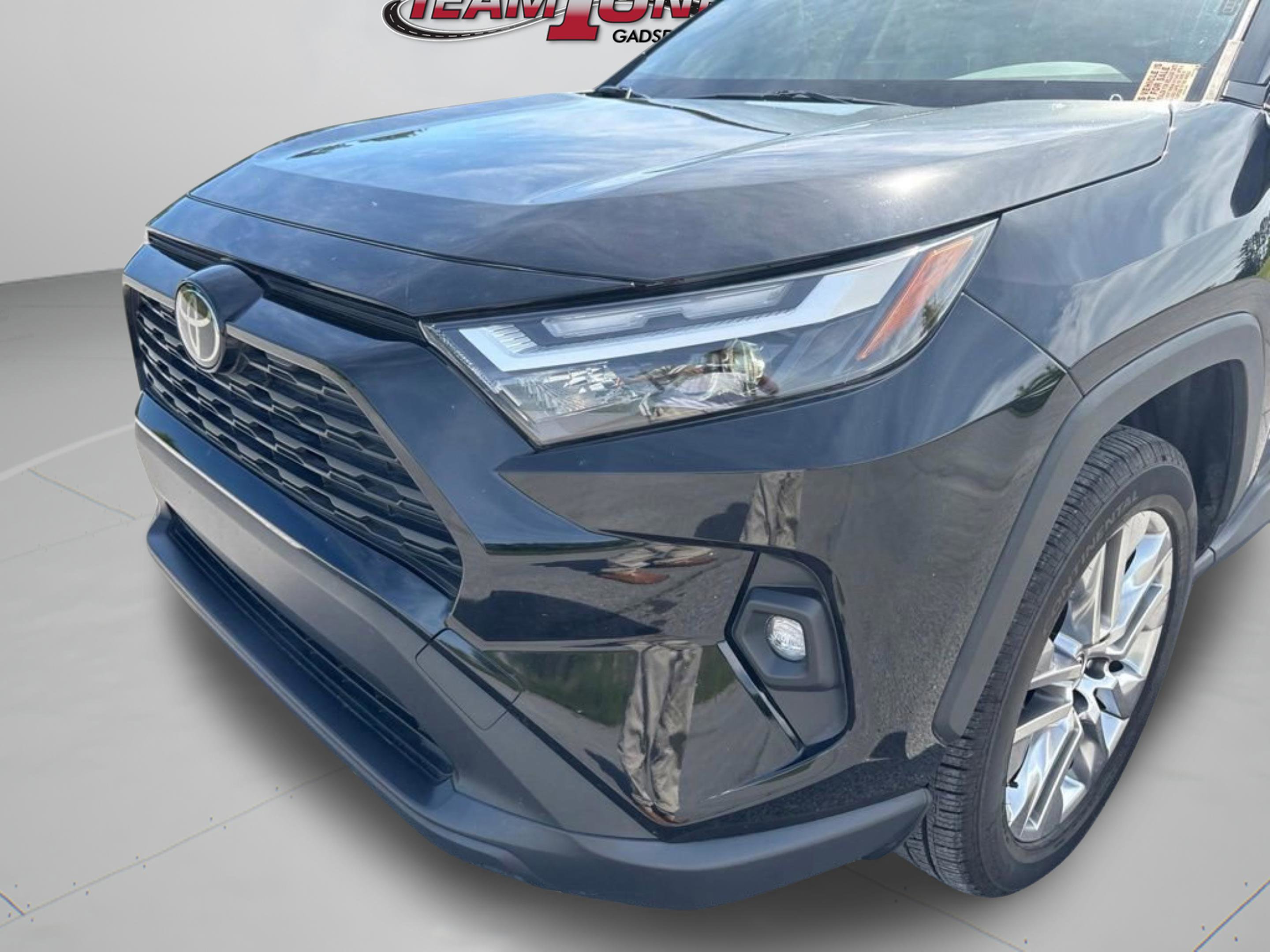 Used 2023 Toyota RAV4 XLE Premium FWD image 41