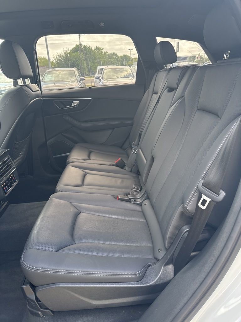 Used 2025 Audi Q7 3.0T Premium Plus w/ Premium Plus Package image 10