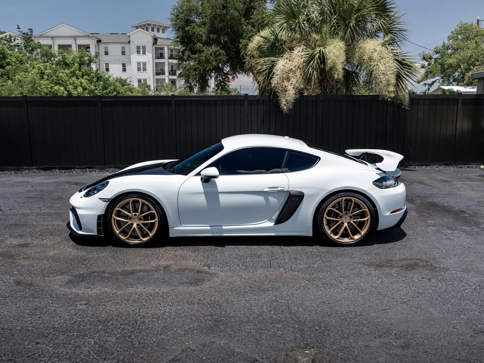 Used 2022 Porsche 718 Cayman GT4 RWD image 31