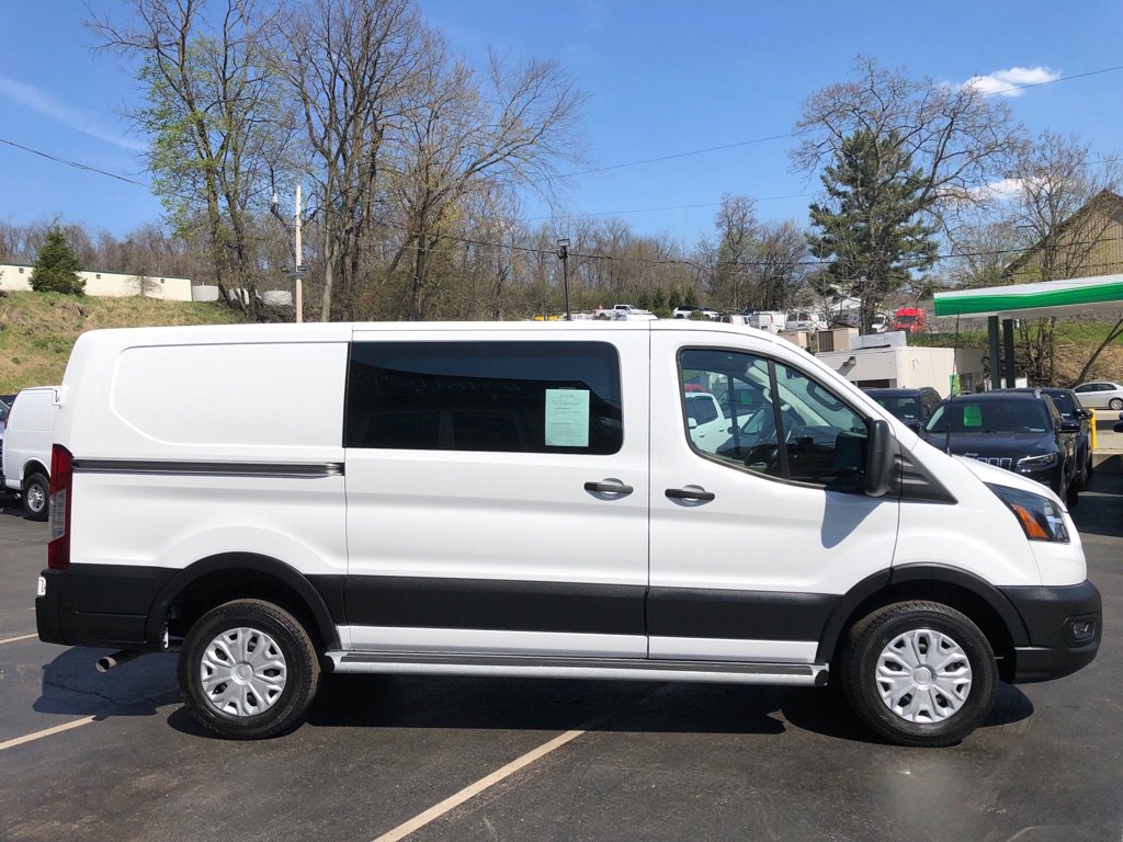Used 2024 Ford Transit 250 Low Roof w/ Exterior Upgrade Package image 6