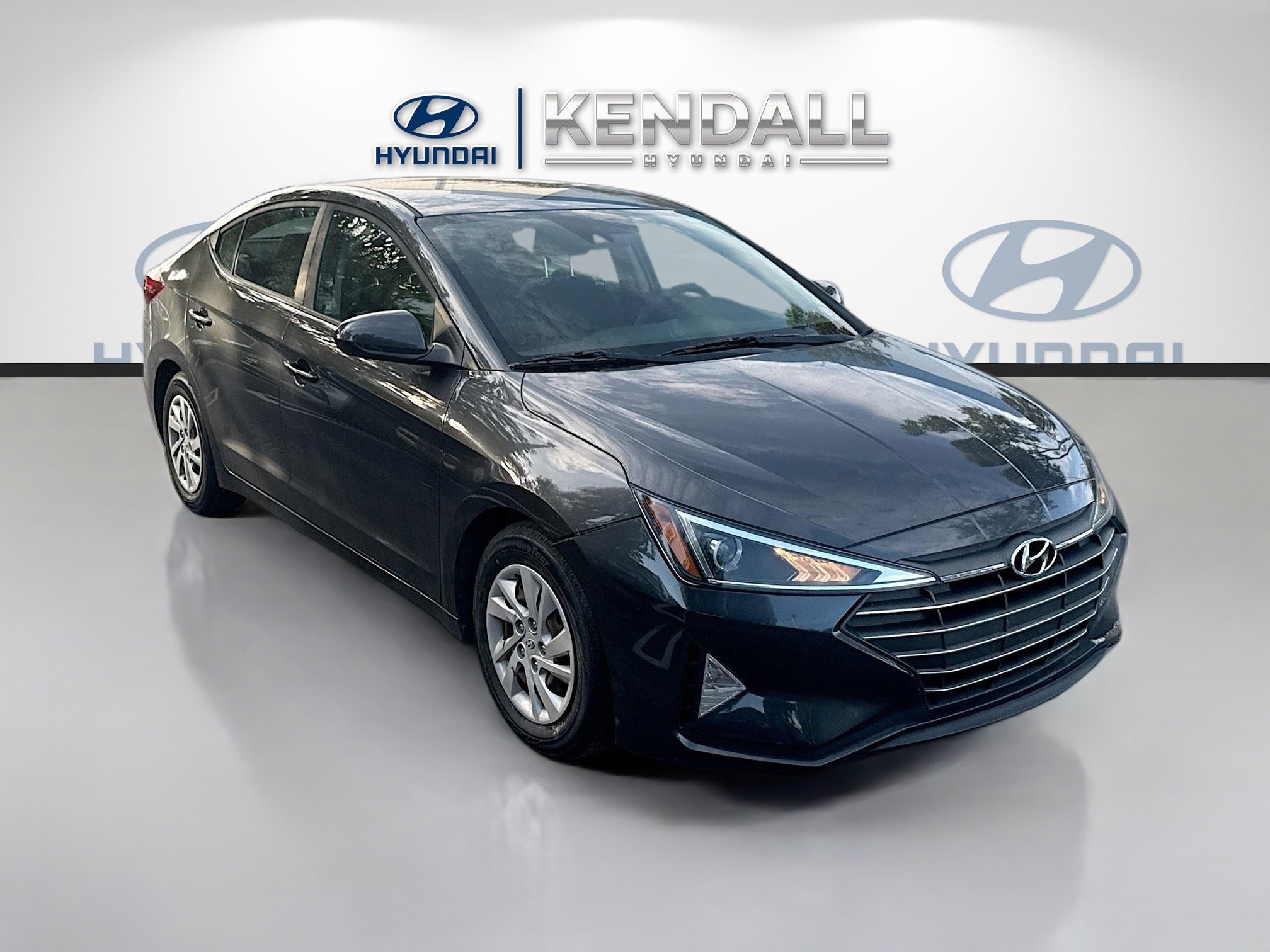 Used 2020 Hyundai Elantra SE w/ Cargo Package (C1)