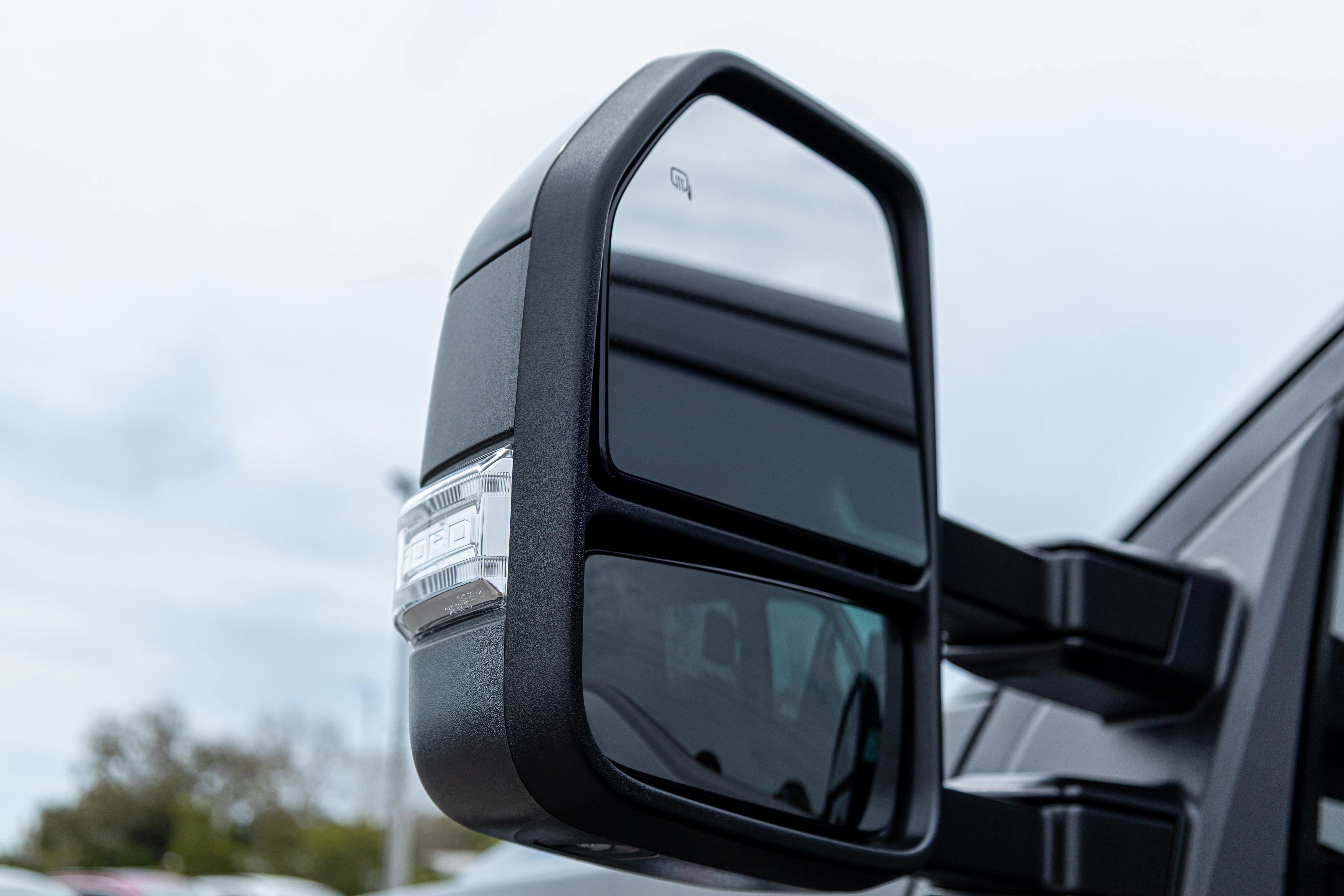 New 2026 Ford F450 Lariat image 14