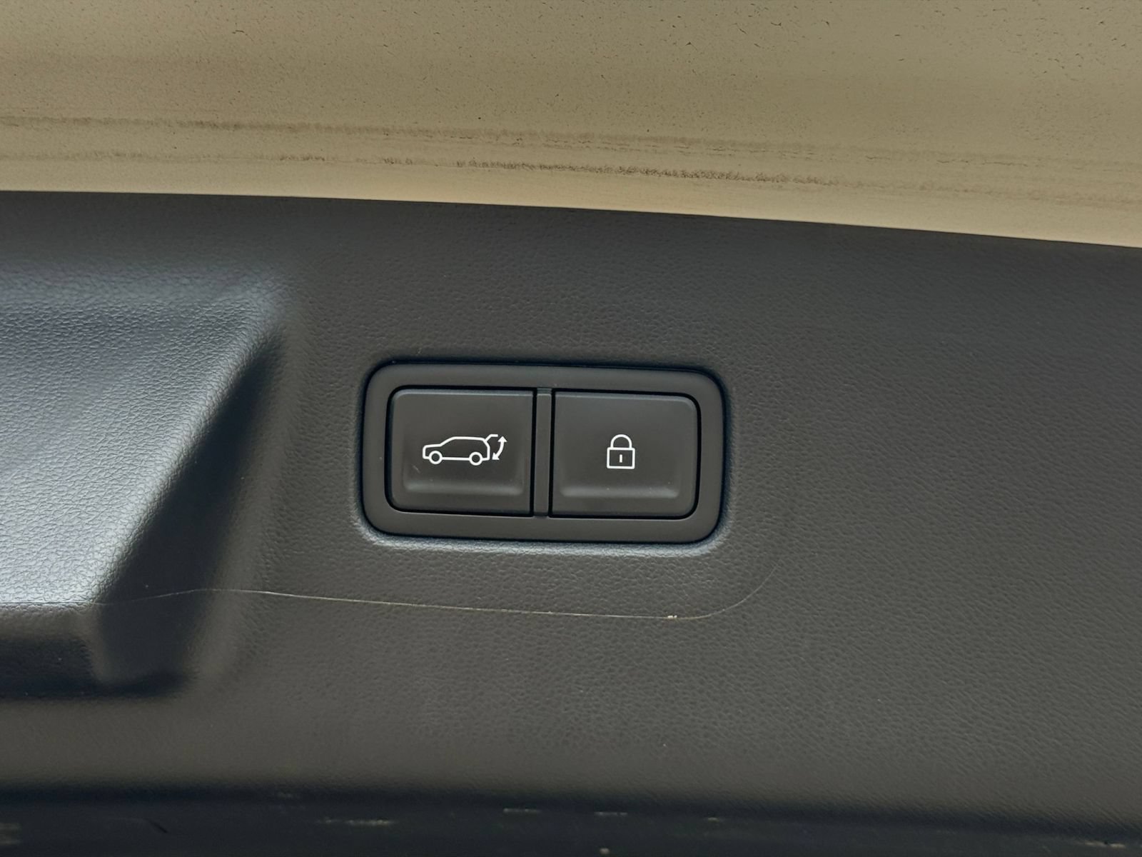 Used 2026 Hyundai Santa Fe SEL FWD image 22