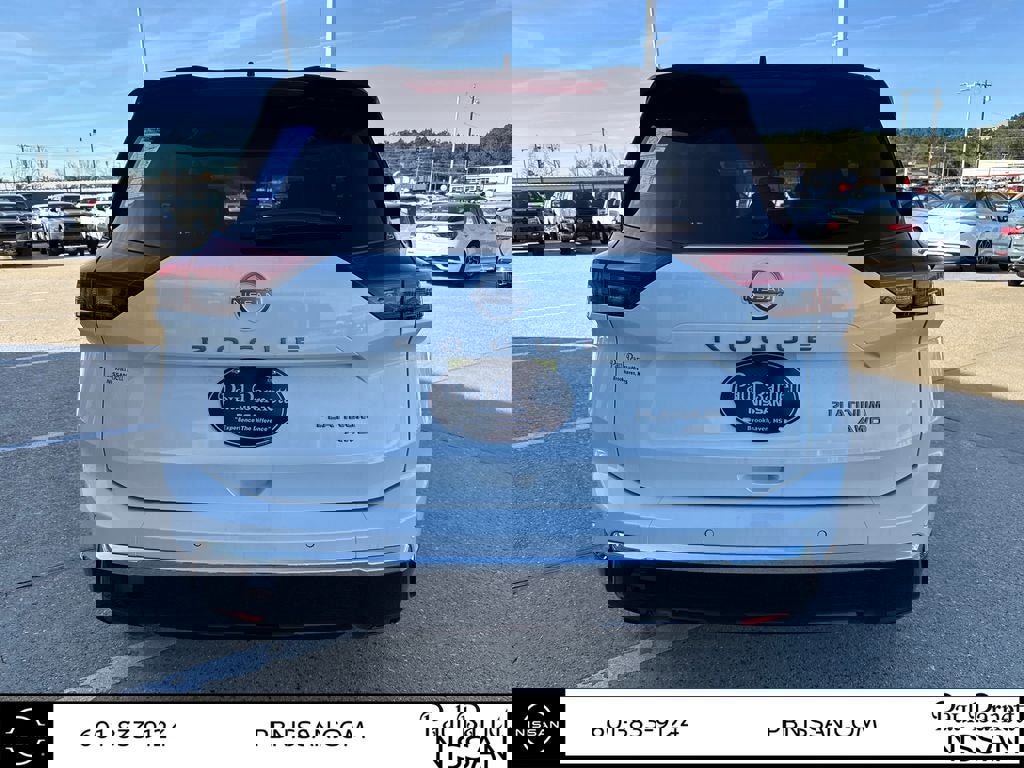 New 2026 Nissan Rogue Platinum image 11