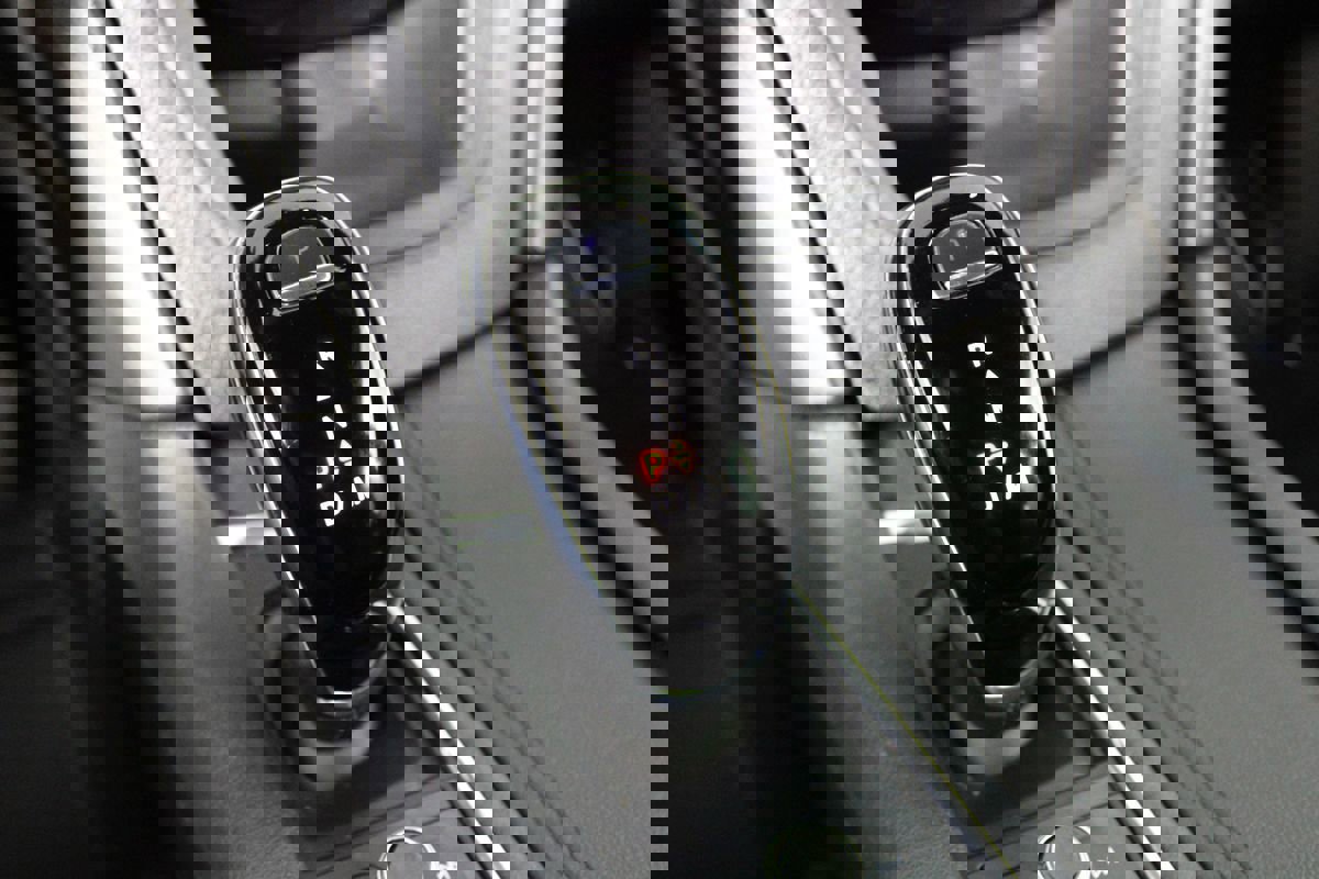 Used 2024 Cadillac XT5 Premium Luxury image 13