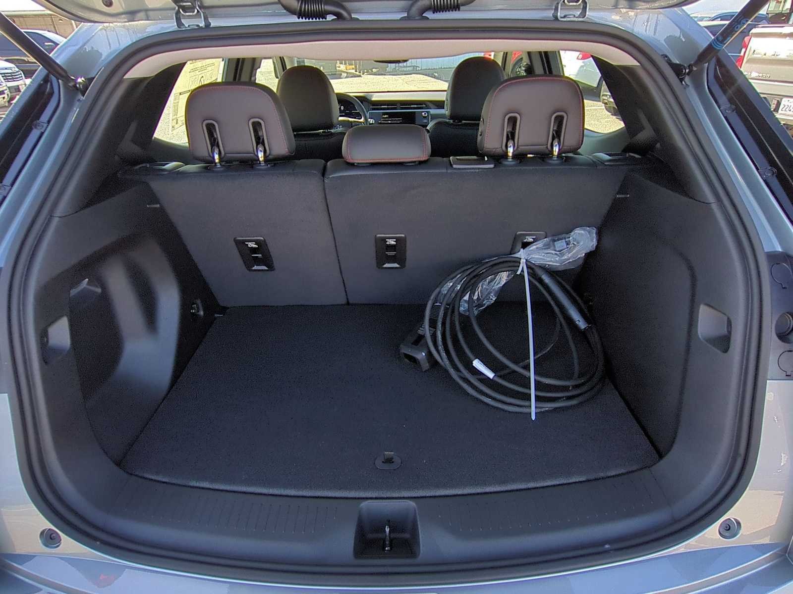 New 2027 Chevrolet Bolt RS w/ Technology Package FWD image 26