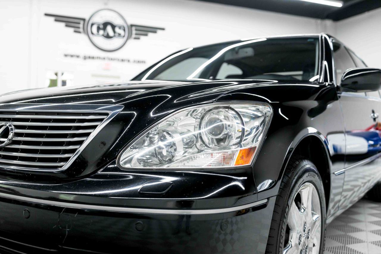 Used 2004 Lexus LS 430 RWD image 12