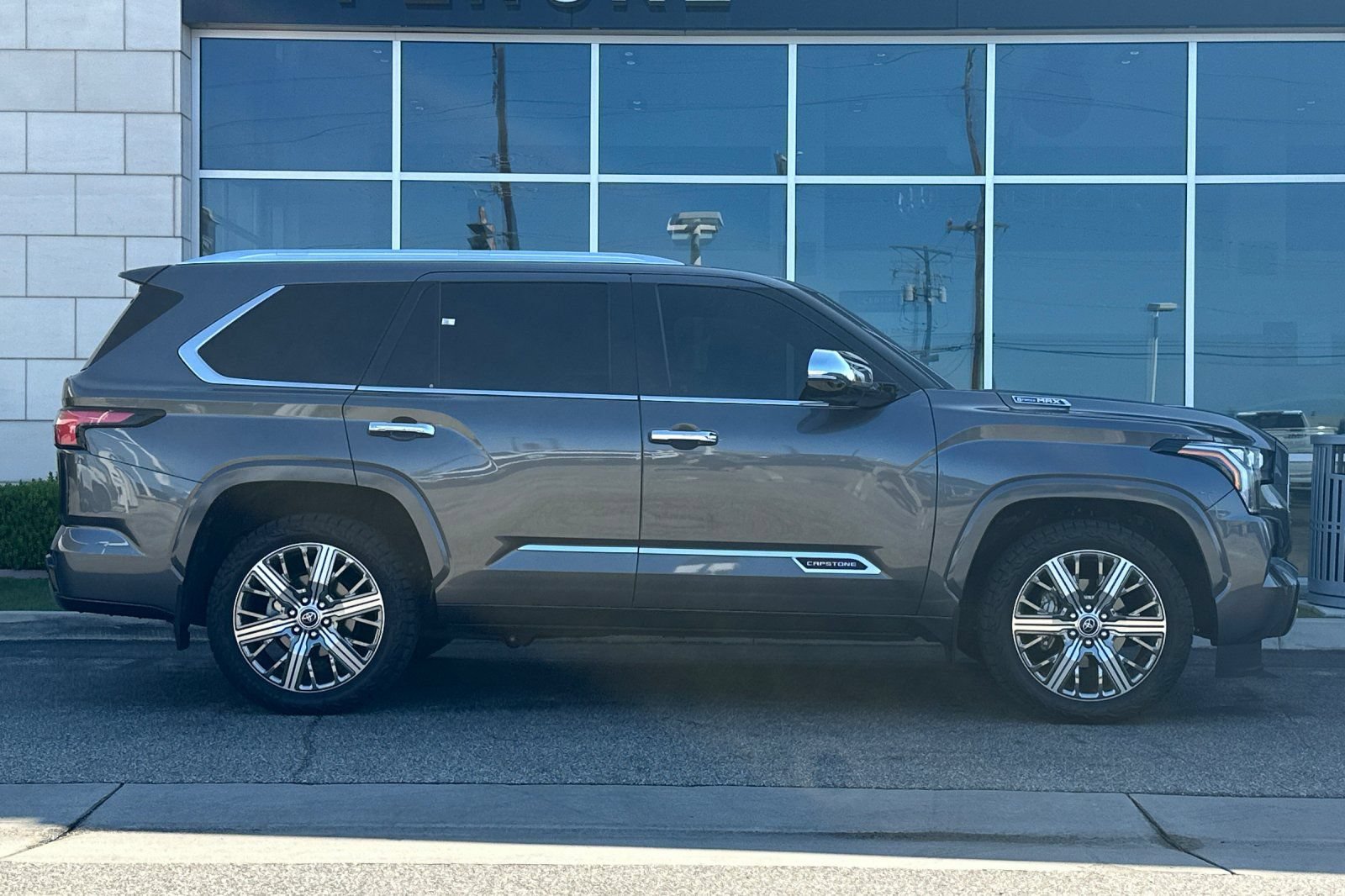 Used 2024 Toyota Sequoia Capstone AWD/4WD image 3