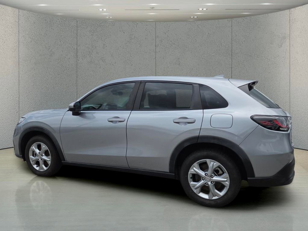 Used 2023 Honda HR-V LX image 5