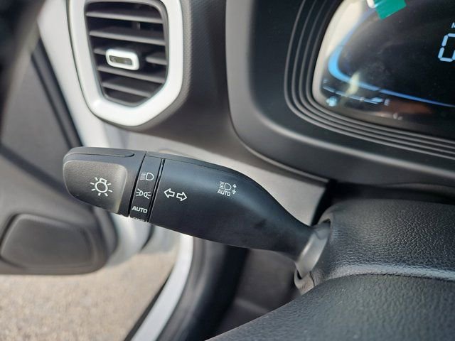 New 2025 Hyundai Venue Limited image 23