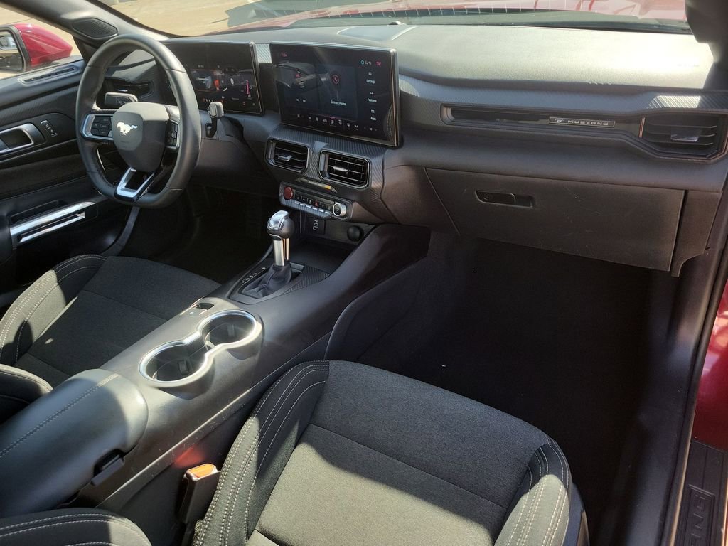 Used 2025 Ford Mustang EcoBoost image 25