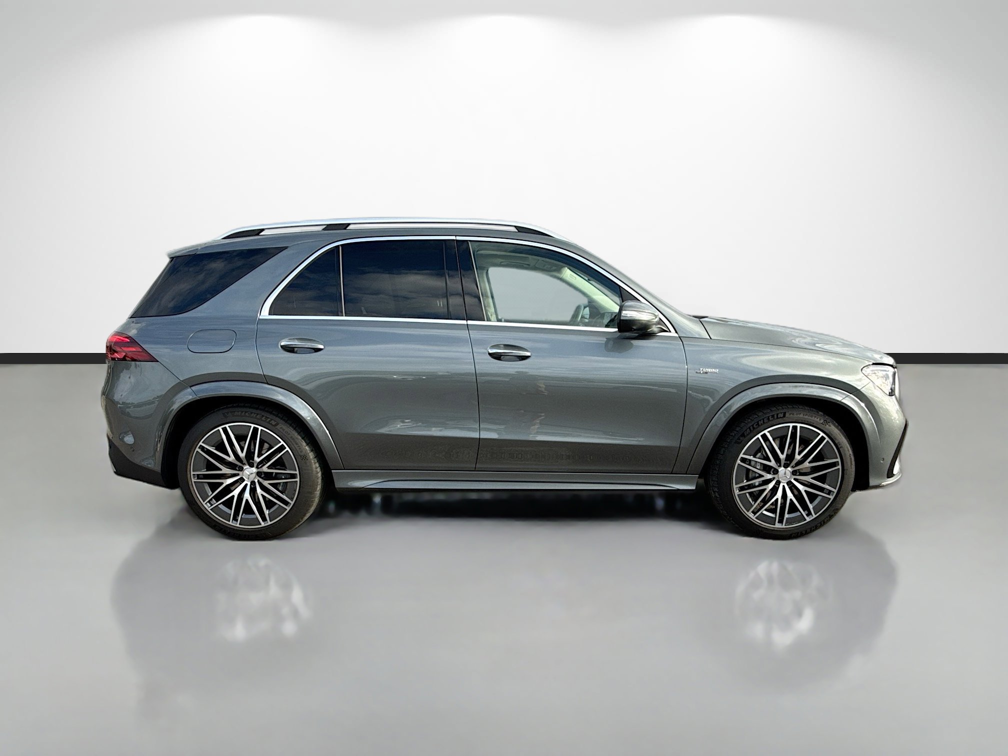 Used 2026 Mercedes-Benz GLE 53 AMG 4MATIC image 2