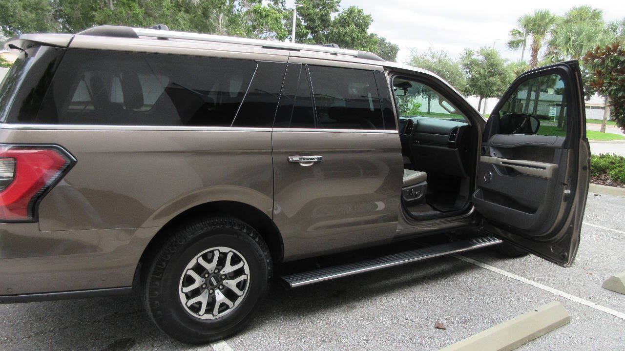 Used 2019 Ford Expedition Max Limited w/ Special Edition Package AWD/4WD image 32