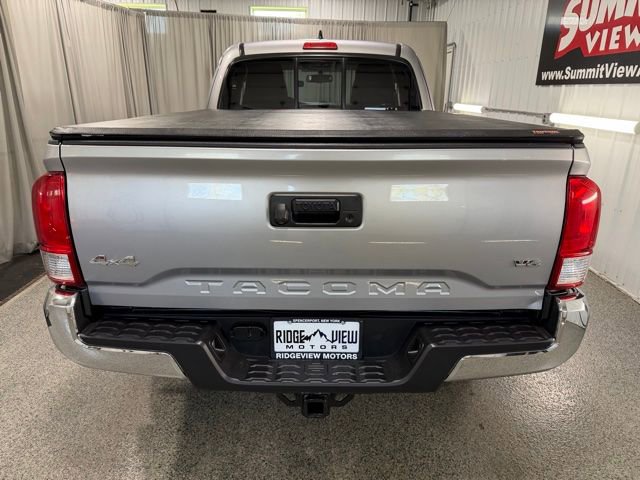 Used 2016 Toyota Tacoma SR5 w/ SR5 Appearance Package (SN) AWD/4WD image 5