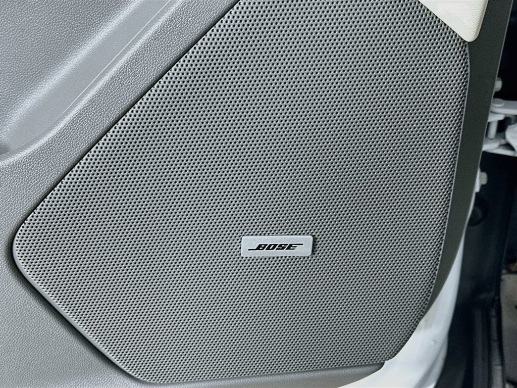 Certified 2024 Cadillac XT6 Premium Luxury w/ LPO, Floor Liner Package AWD/4WD image 23