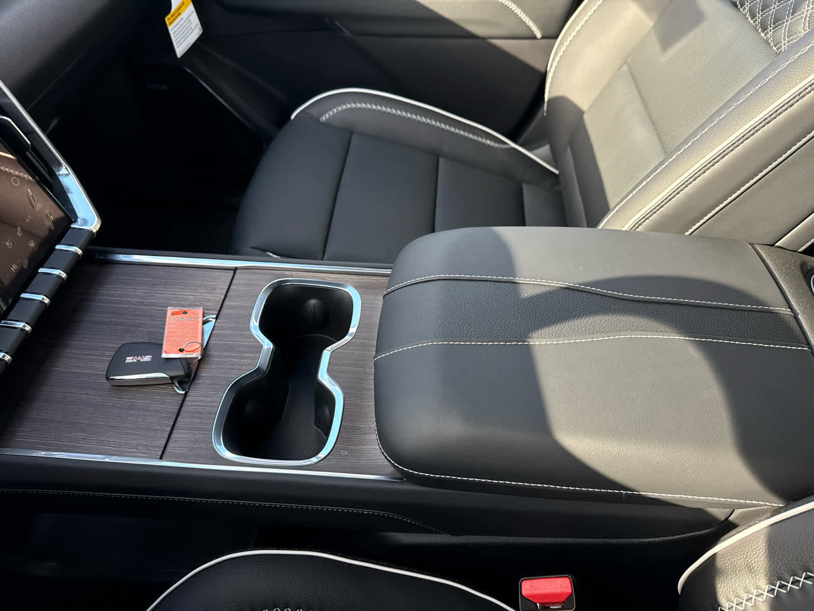 New 2026 GMC Acadia Denali w/ Super Cruise Package image 22